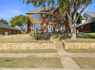 1420 Mapleview Dr, Carrollton, TX 75007