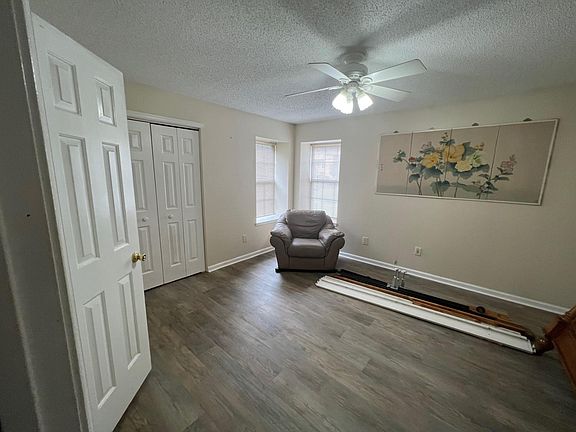 4th image of 1430 Becks Ct