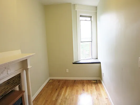 Rented by M&J Apt Services Corp | media 25