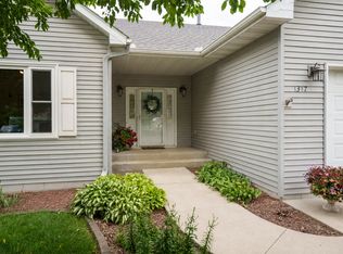 1317 7th St N, Cannon Falls, MN 55009