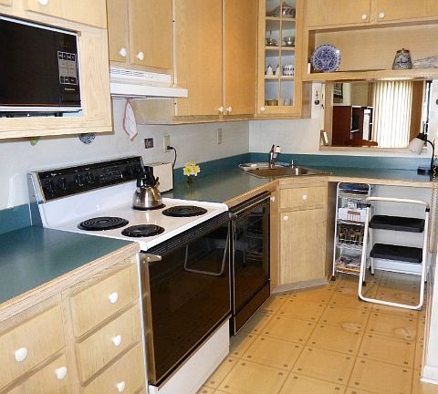 3rd image of 301 A Village Ln