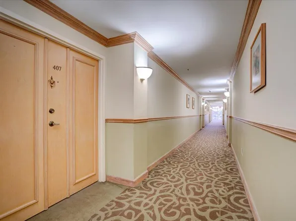 9805 NW 52nd St APT 407, Doral, FL 33178
