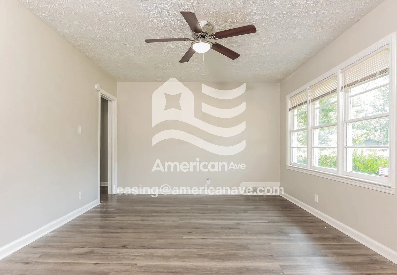 3 bed, 1.0 bath, 1209 sqft, $1,335 — Photo 4