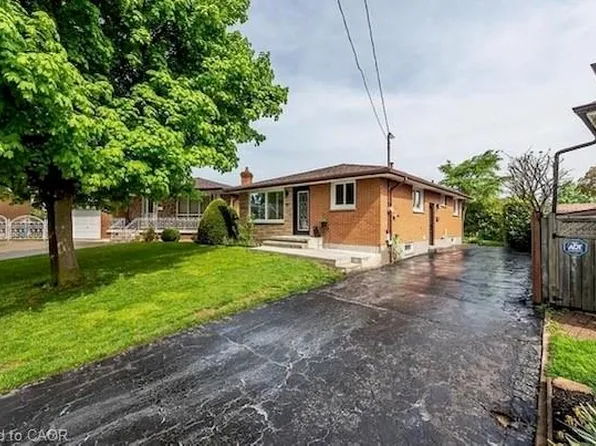 10 Sandlyn Ct, Hamilton, ON L8H 2R5