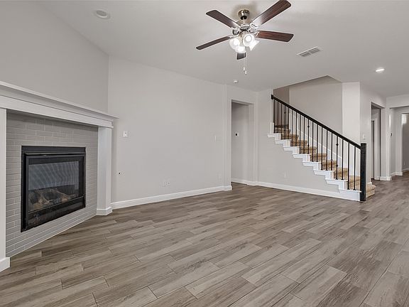 4th image of 2312 Mockingbird Ct