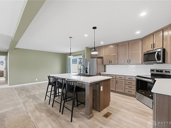 5th image of 411 Kalynn Cir #30