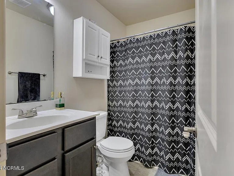 445 Sullivan Loop Rd — Photo 18