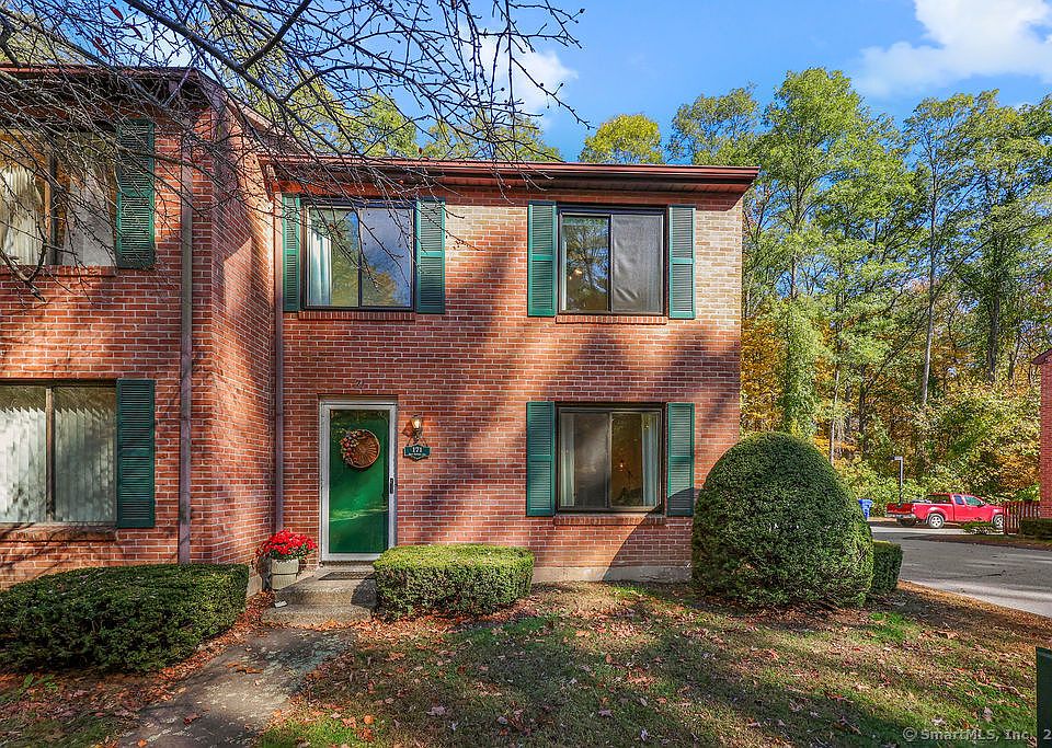 1st image of 171 New Britain Avenue #171
