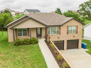 1717 London Way, Jefferson City, MO 65109