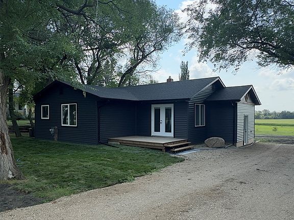 3rd image of 324 Penner Street