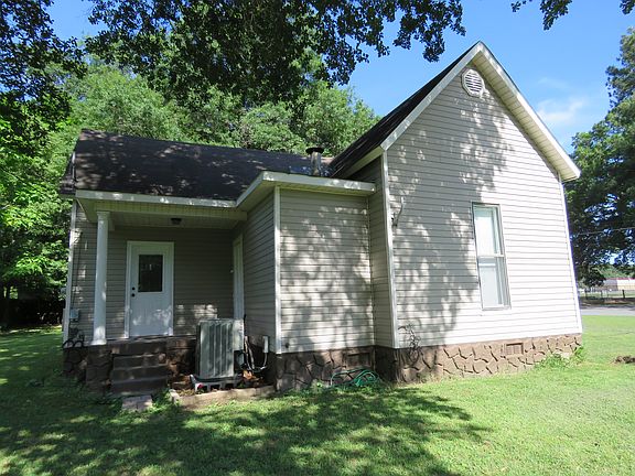Side porch