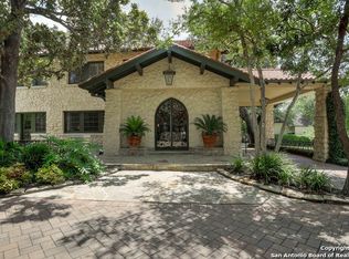 342 Terrell Rd, Terrell Hills, TX 78209