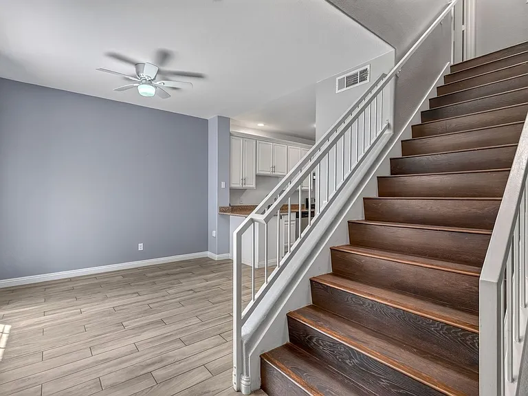 9631 Lame Horse Dr — Photo 4