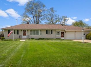 2624 Johnnycake Rd SE, Warren, OH 44484