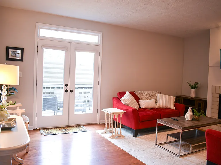 1166 14th Pl NE — Photo 7