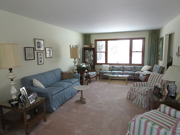 2nd image of 48113 W McKean Dr
