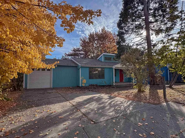 325 NW Dillon St, Pullman, WA 99163