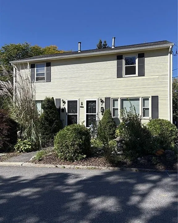 8 Aventine Ave
