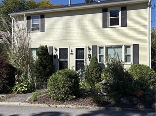 8 Aventine Ave, Providence, RI 02904