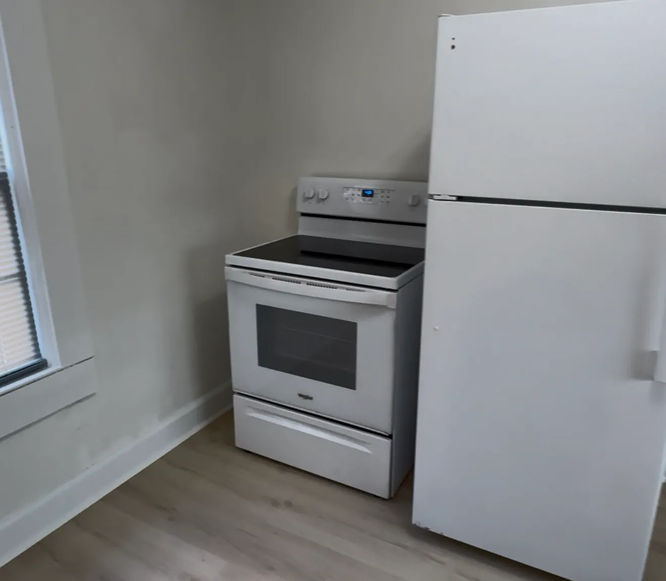 2 bed, 800 sqft, $950 — Photo 4