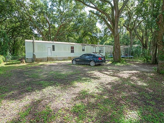 5th image of 315 Donald Ln
