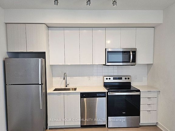 2nd image of 859 The Queensway #307