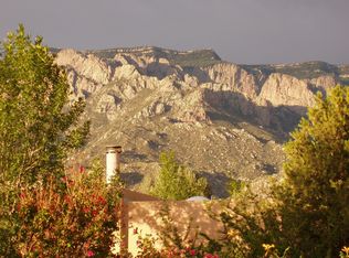 1938 Quail Run Loop NE, Albuquerque, NM 87122