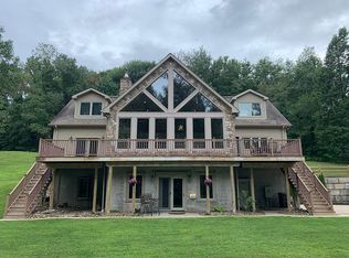 550 Perry Rd, Perryopolis, PA 15473