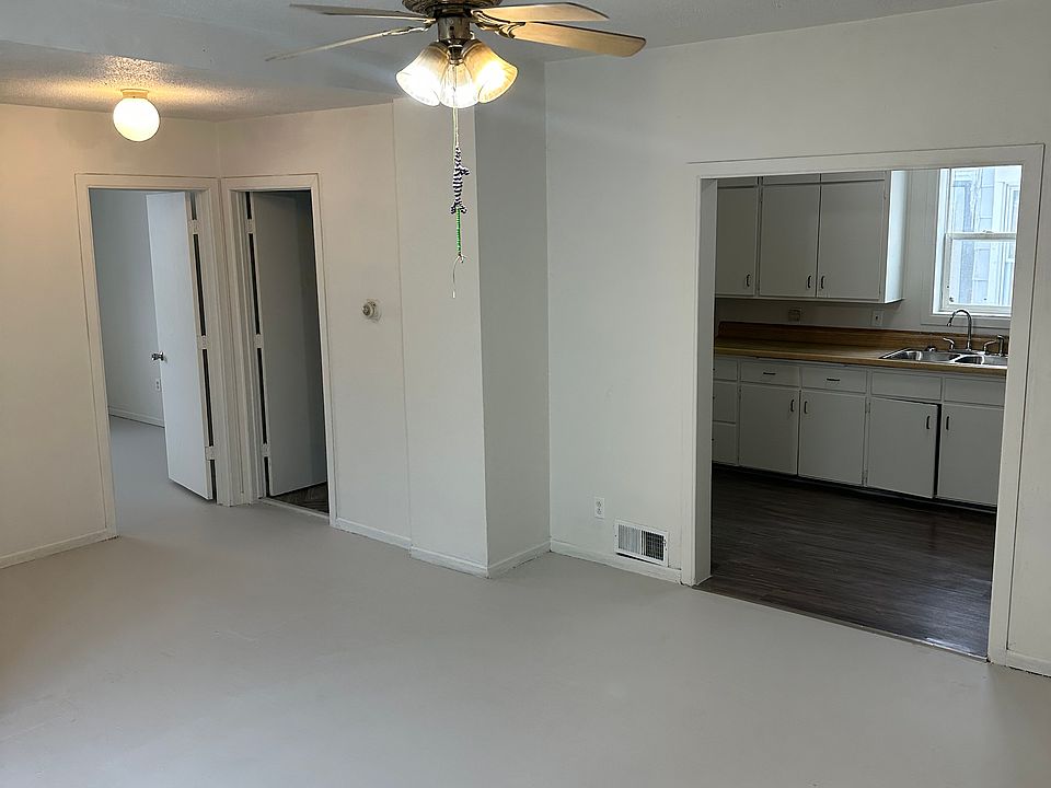1st image of 730 Thomas Ave #1
