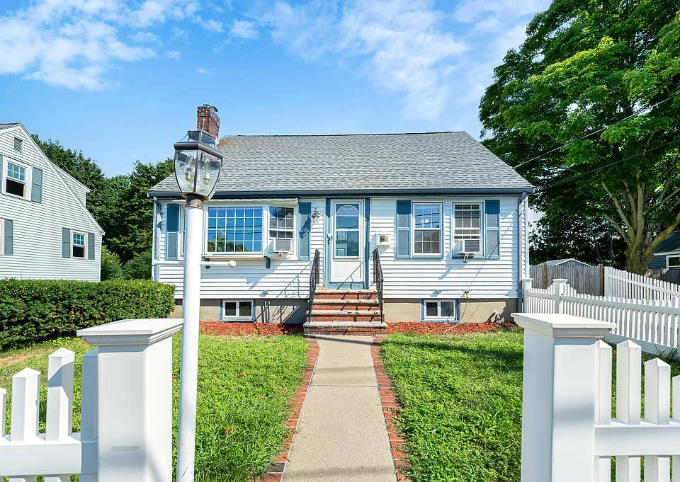 24 Bolton St