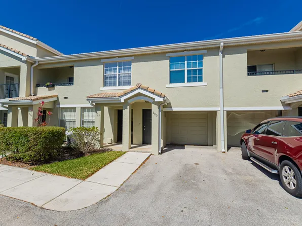 166 SW Peacock Boulevard #34-205, Port St Lucie, FL 34986