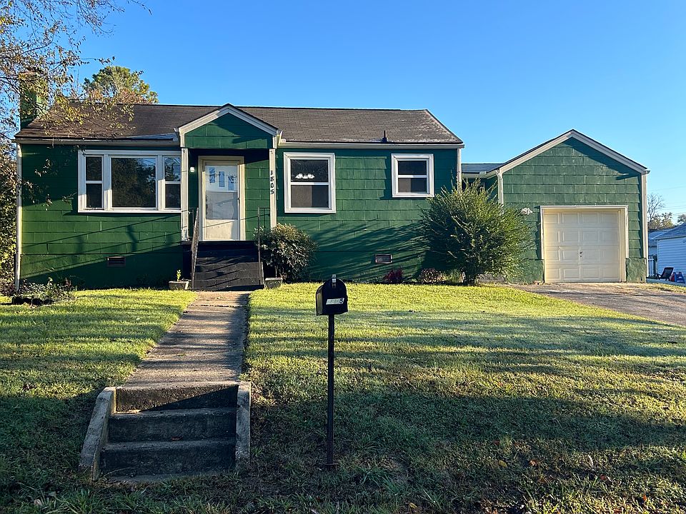 1st image of 1805 Wallace Dr
