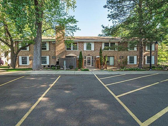 2nd image of 4524 Cedar Lake Rd S APT 3