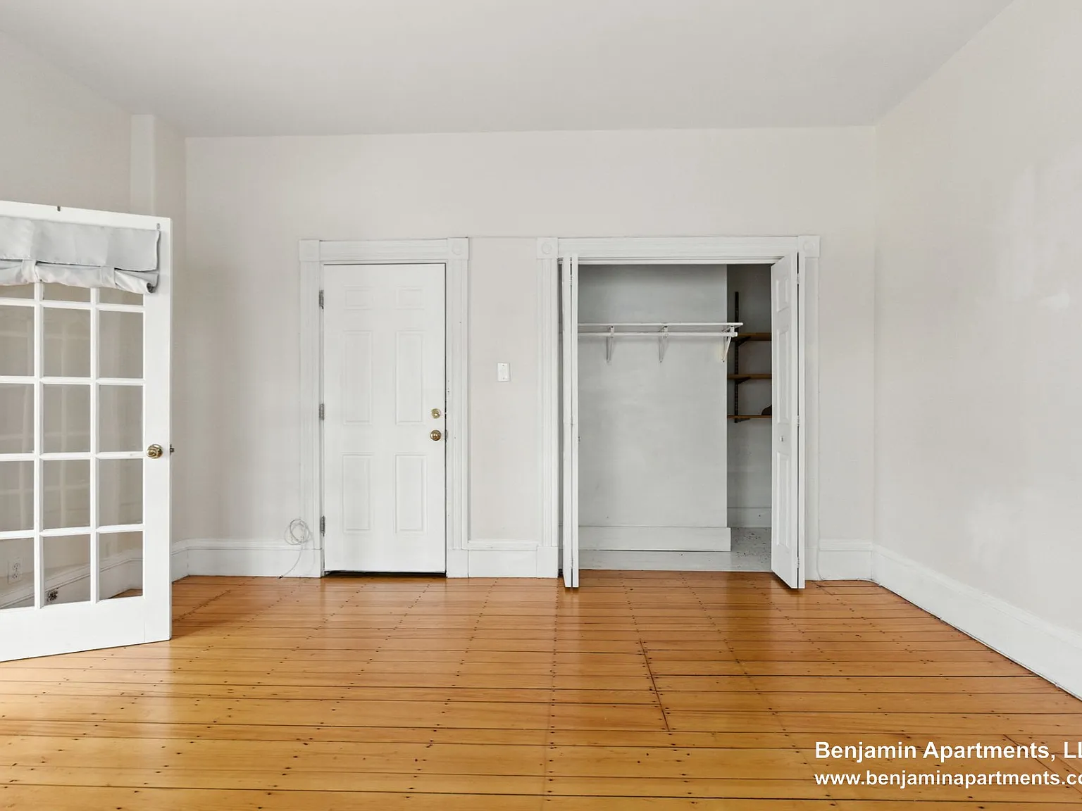 2 bed, 1900 sqft, $2,800 — Photo 4