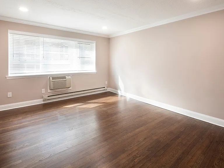 30-34 Moonachie Rd — Photo 16