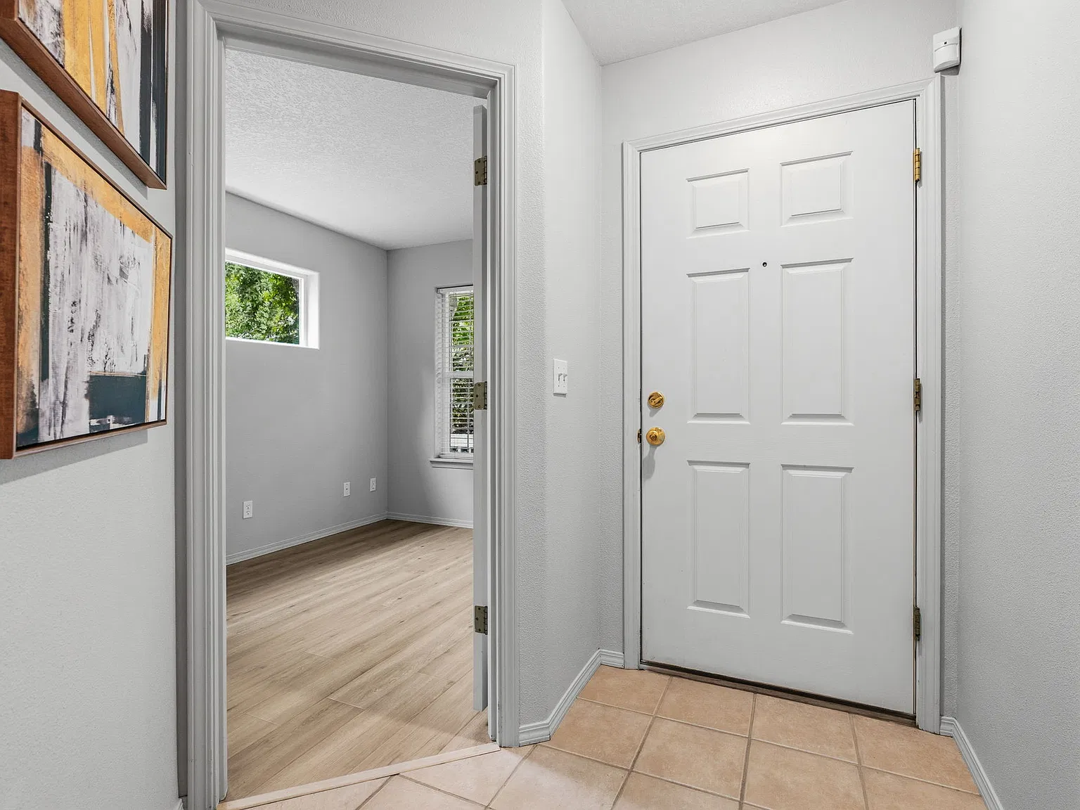 3 bed, 2.5 bath, 1748 sqft, $2,500 — Photo 3