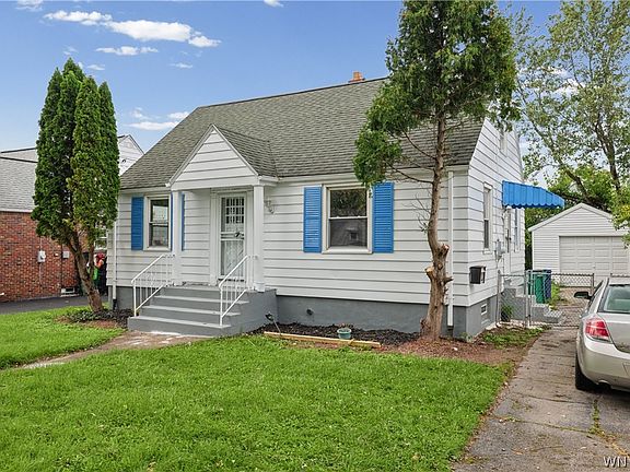 2nd image of 224 Phyllis Ave