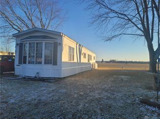 55 Little John Dr, Greenville, OH 45331