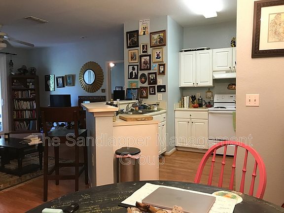 4th image of 60 Fenwick Hall Aly APT 426