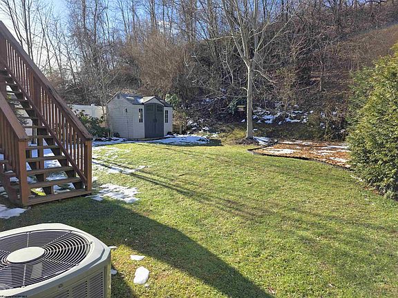 4th image of 45 Ashbury Ln
