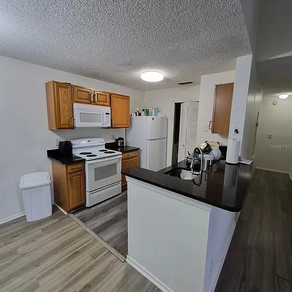2031 Cascades Blvd #307 — Photo 7