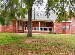 10037 Cloverleaf Dr, Dardanelle, AR 72834