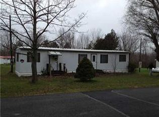 14557 Cayuga St, Sterling, NY 13156