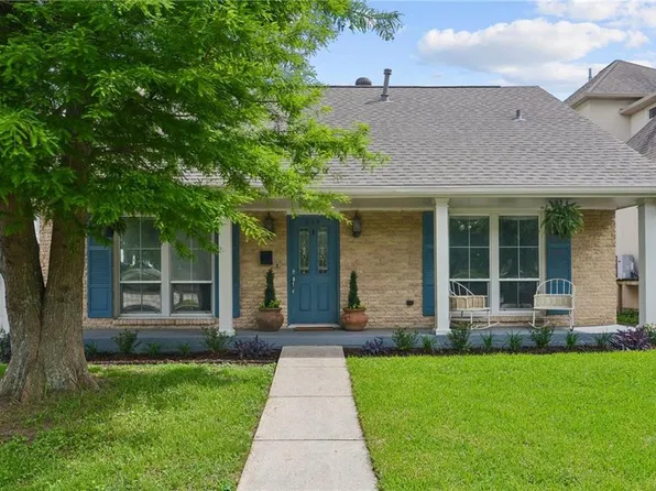 834 Allen Toussaint Blvd, New Orleans, LA 70124