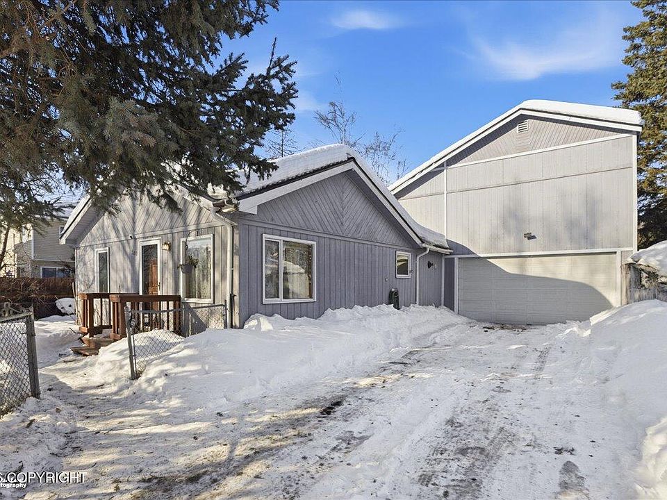 1st image of 520 Patsy St