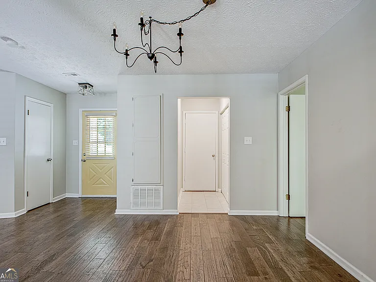 413 Deergrass Trl — Photo 15