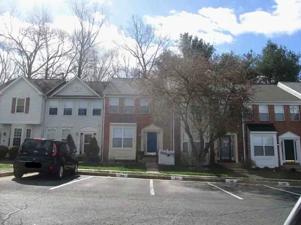 4917 Benecia Ln, Dumfries, VA 22025