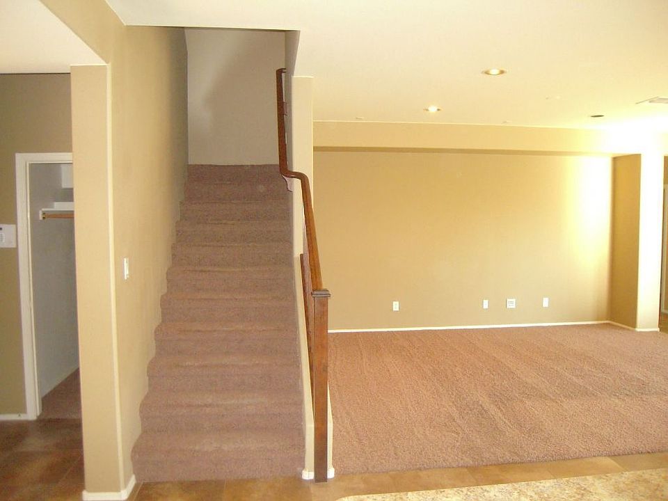 2nd image of 4039 E Page Ave