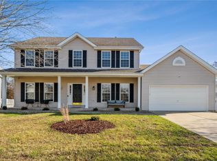 887 Home Park Dr, Saint Peters, MO
