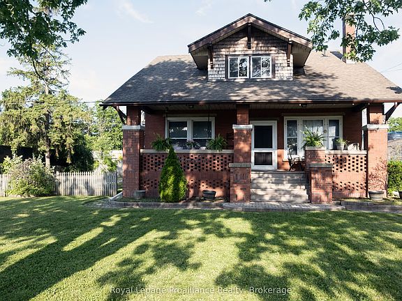 3rd image of 4 Highland Ave
